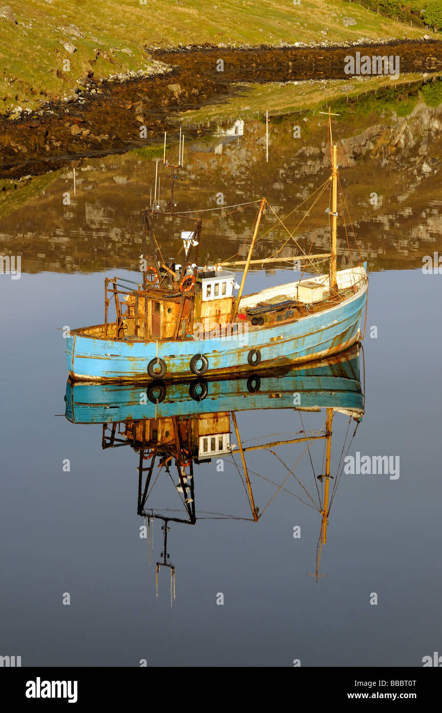 Ein kleines Fischerboot / Trawler Stockfoto