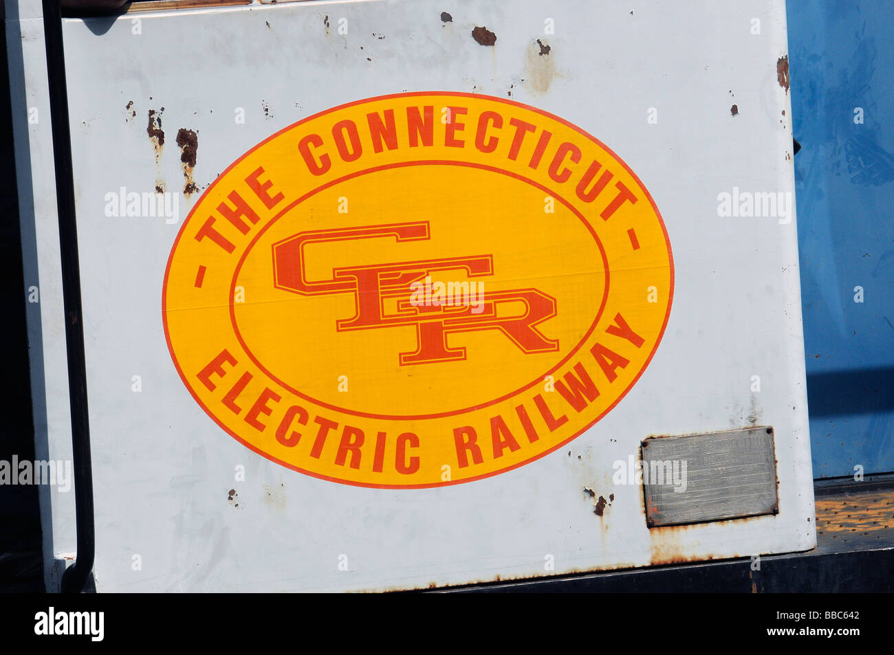 Gelbes Schild auf Elektrotrolley Connecticutt elektrische Eisenbahn Museum im Osten Windsor. Stockfoto