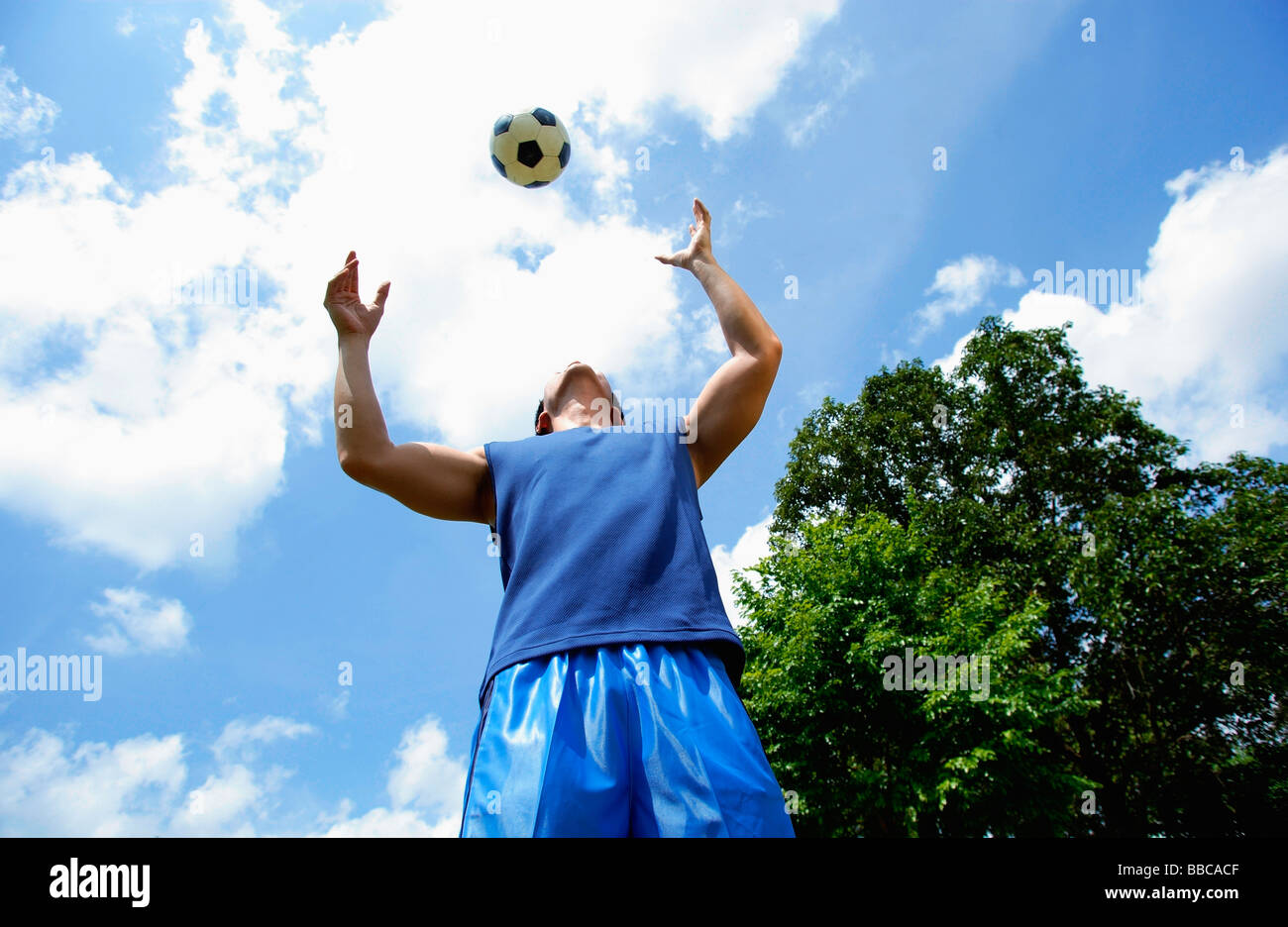 Mensch Fang Fußball Stockfoto