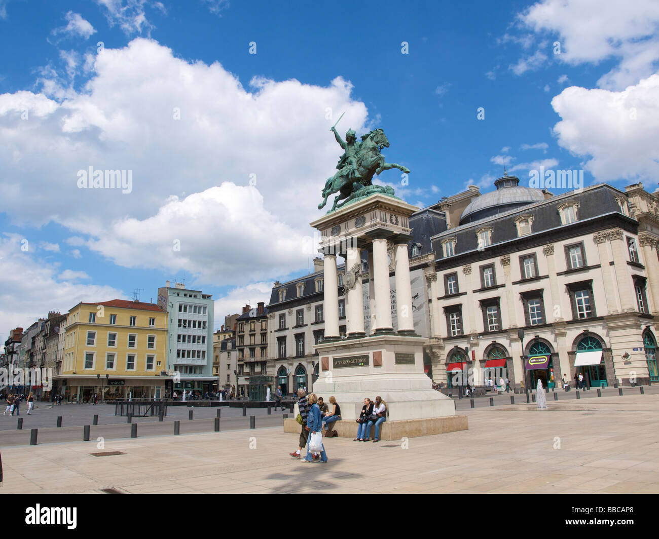 Statue von Vercingetorix in Place de gelegenes Clermont-Ferrand, Puy de Dome, Auvergne, Frankreich. Stockfoto