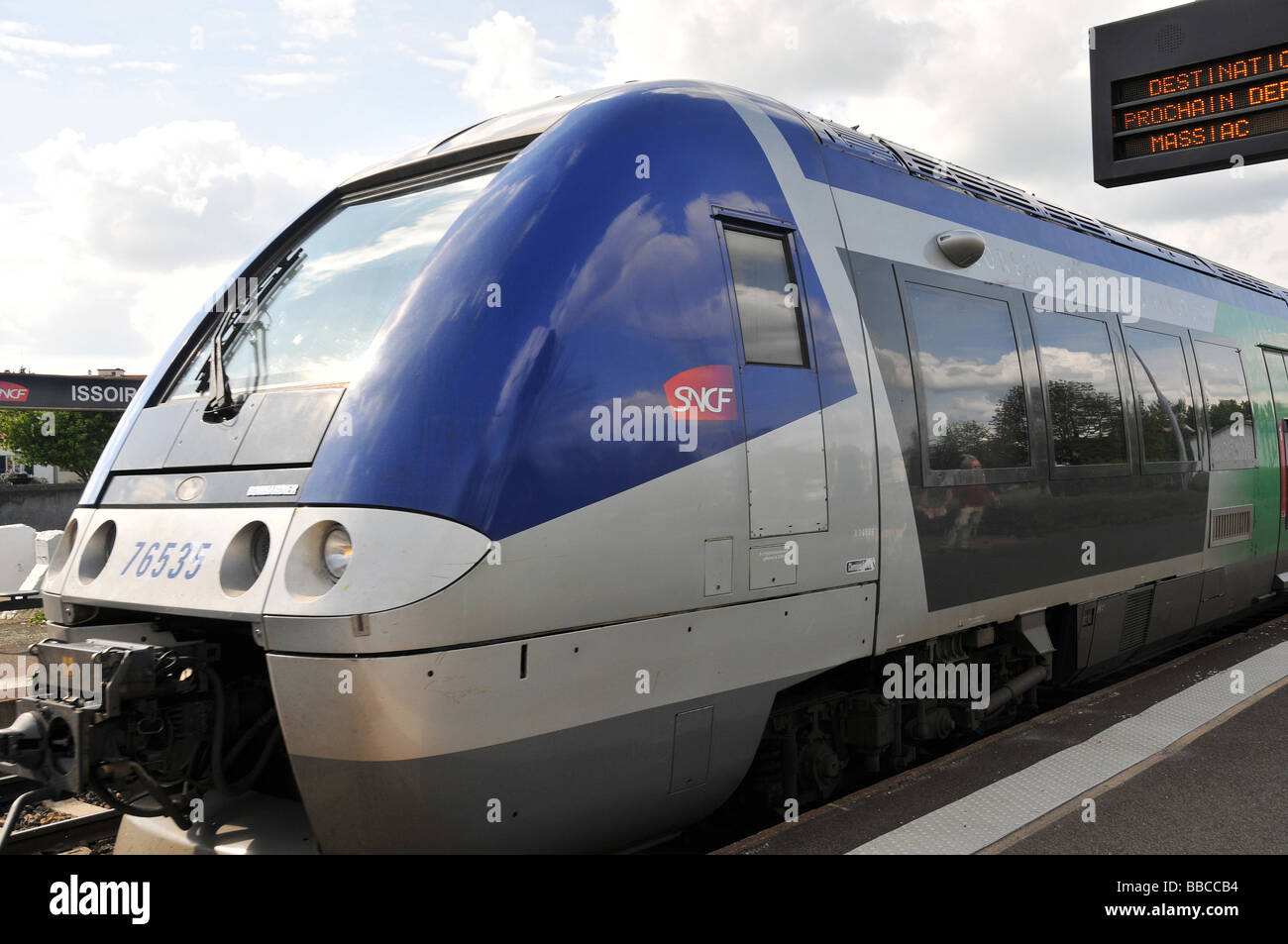 TER Zug, Issoire, Puy-de-Dôme, Auvergne, Frankreich Stockfoto