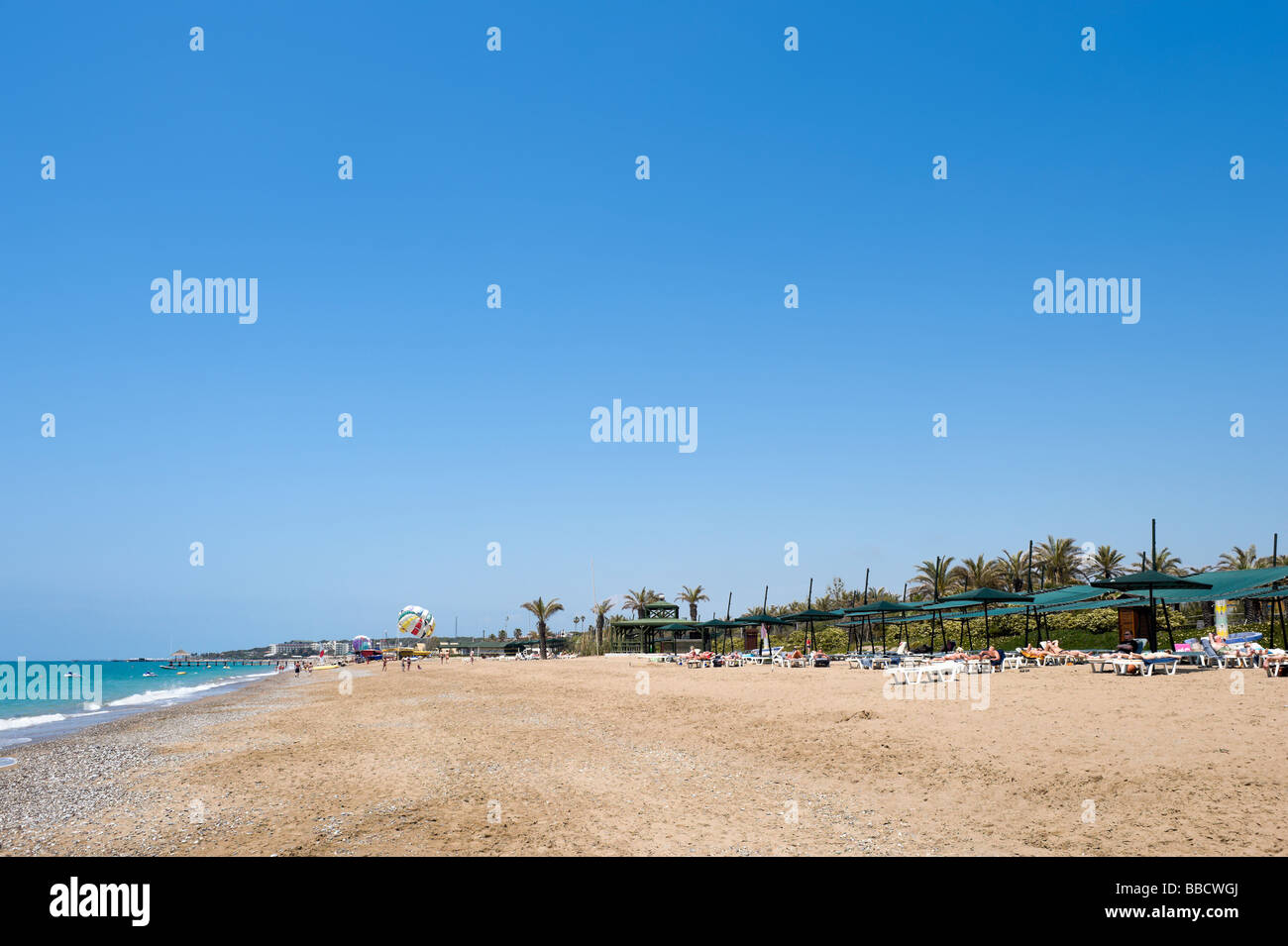 Strand östlich von Side Sorgun, Side, Mittelmeerküste, Türkei Stockfoto