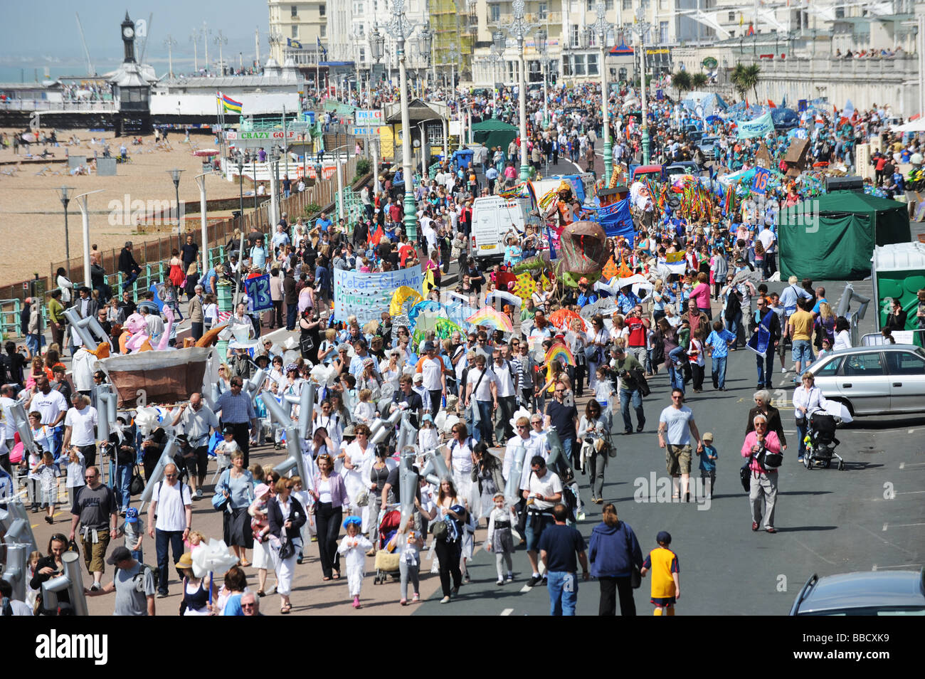 Brighton Festival Kinder parade 2009 Stockfoto