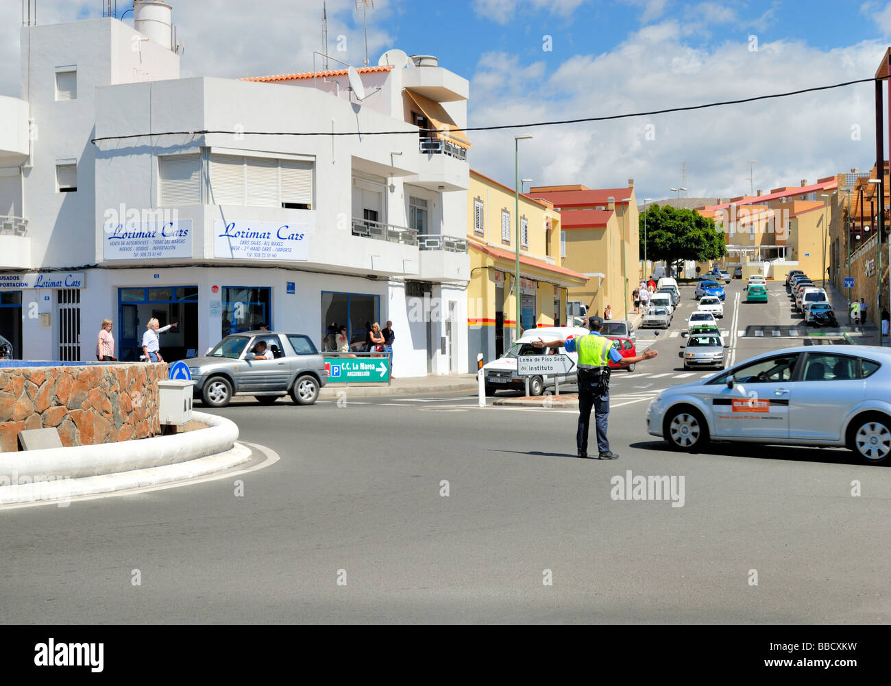 Eine Geldstrafe bis Kreisverkehr von der kleinen Küstenstadt Dorf von Arguineguin, Gran Canaria, Kanarische Inseln, Spanien, Europa. Stockfoto