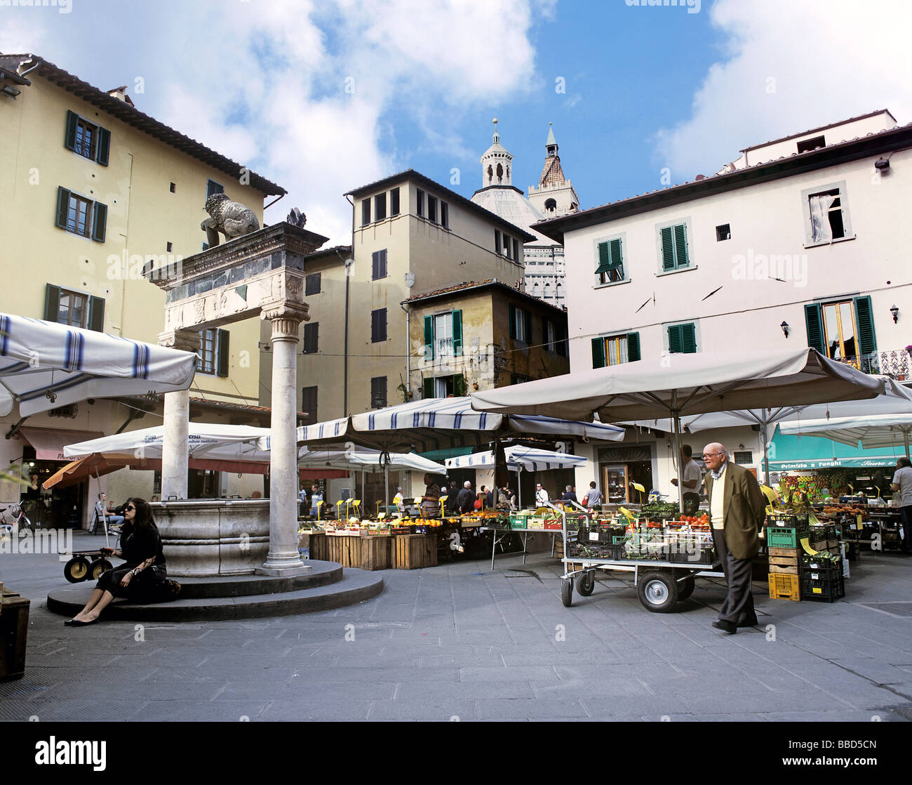 Markt in der Piazza della Sala, Pistoia, Italien. Stockfoto