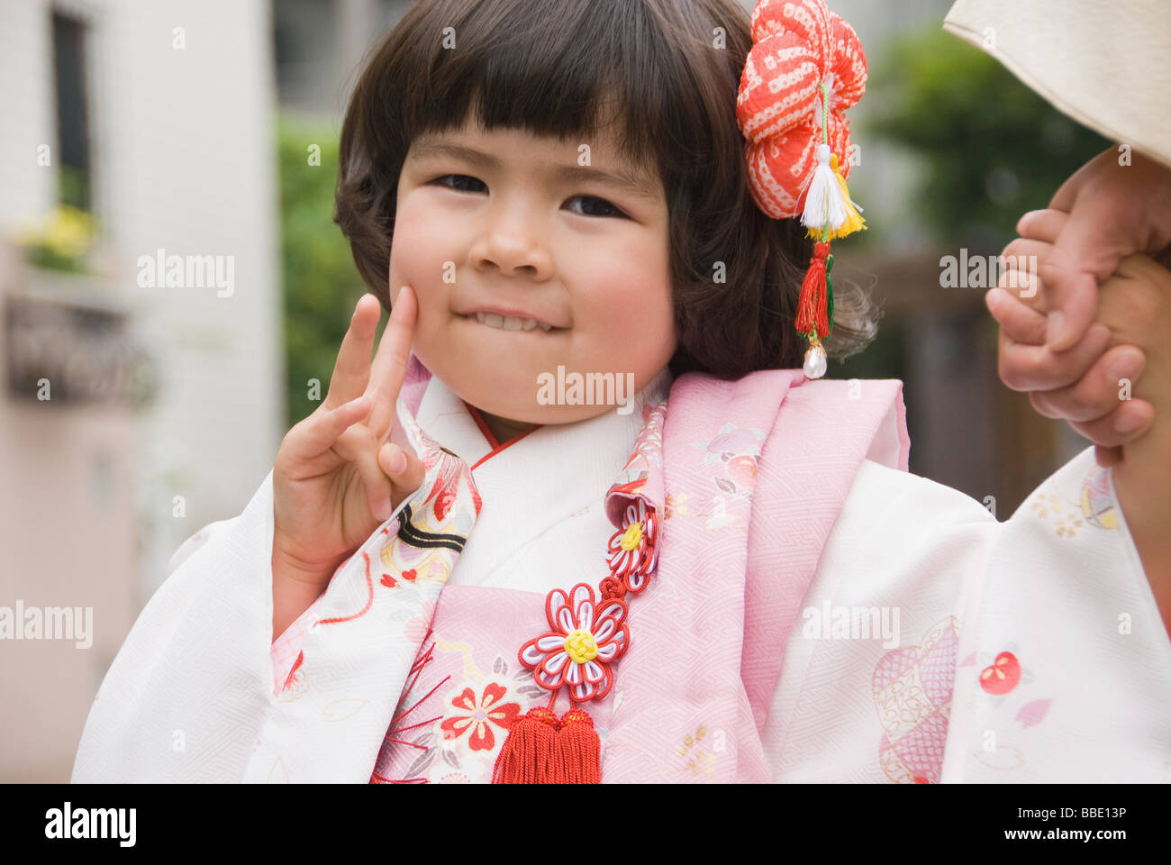 Mädchen tragen japanische kimono Stockfoto