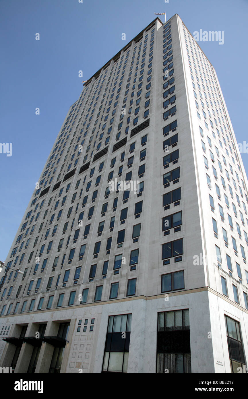 Aufnahme des Abschnitts Wolkenkratzer Turm von Shell Centre, Belvedere Road, London Borough of Lambeth Stockfoto