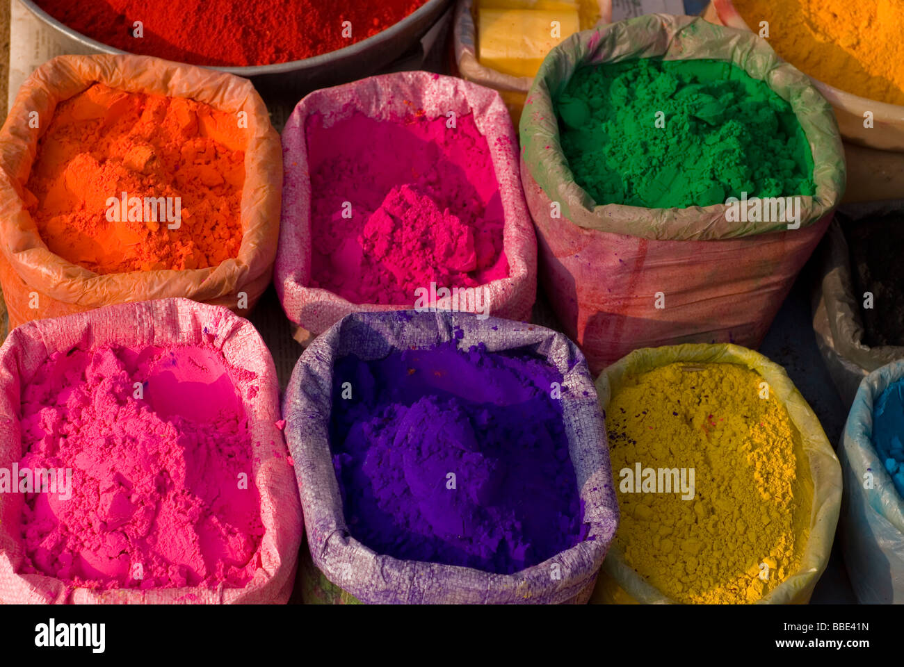 Indische Farbpulver - Lal. Stockfoto