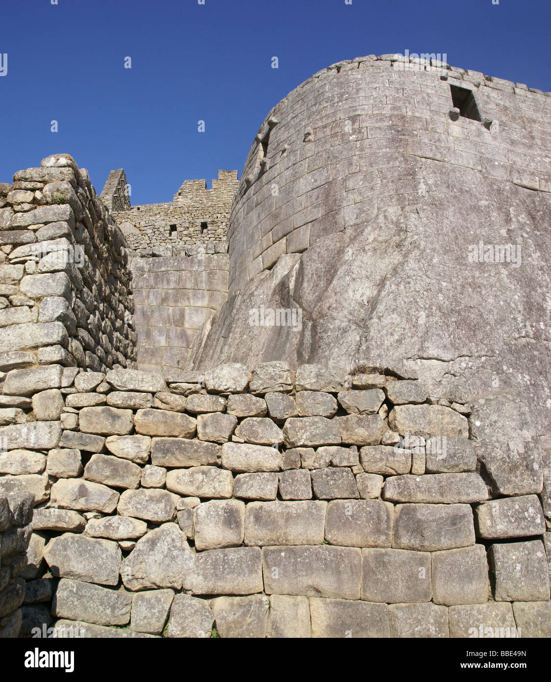 Inca-Gebäude mit feinen Steinmetzarbeiten Machu Picchu Peru Südamerika Stockfoto