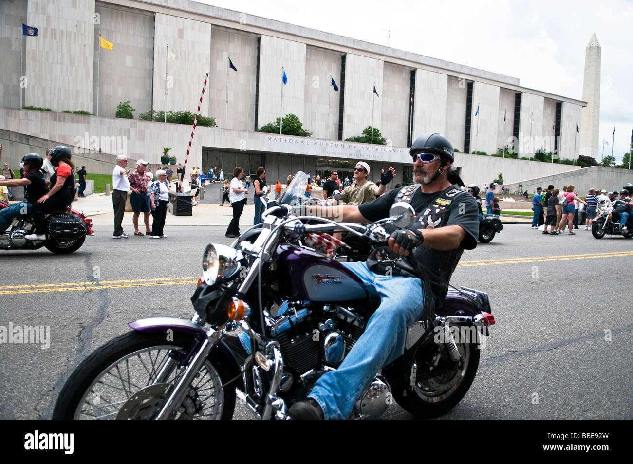 Tausende von Motorrädern auf den Straßen von Washington DC, die jährliche Rolling Thunder Veranstaltung findet legen täglich Memorial. Stockfoto