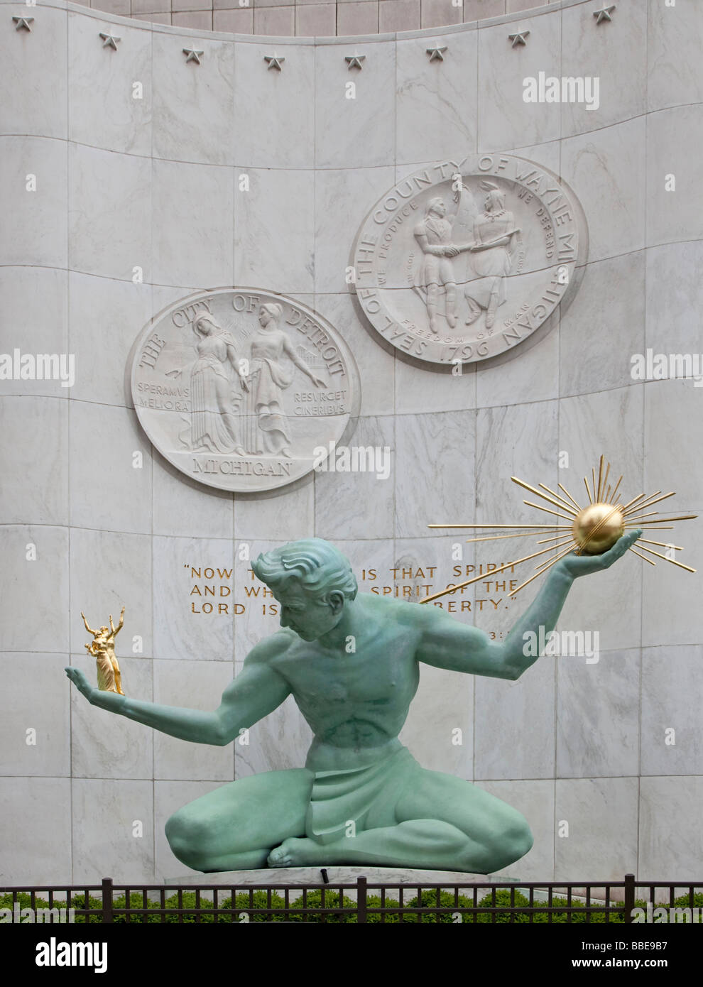 Detroit Michigan den Geist von Detroit Skulptur von Marschall Fredericks Coleman Young Municipal Building Stockfoto