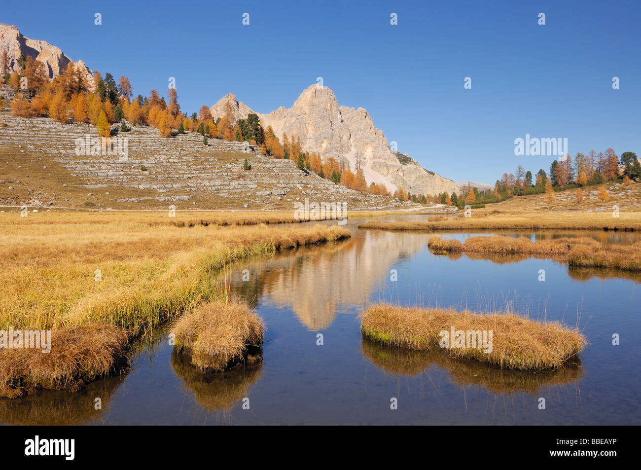 Rio di San Vigilio, Eisengabel Peak Furcia Dai Fers, Fanes Alpen, Naturpark Fanes-Senes-Prags, Südtirol, Italien Stockfoto