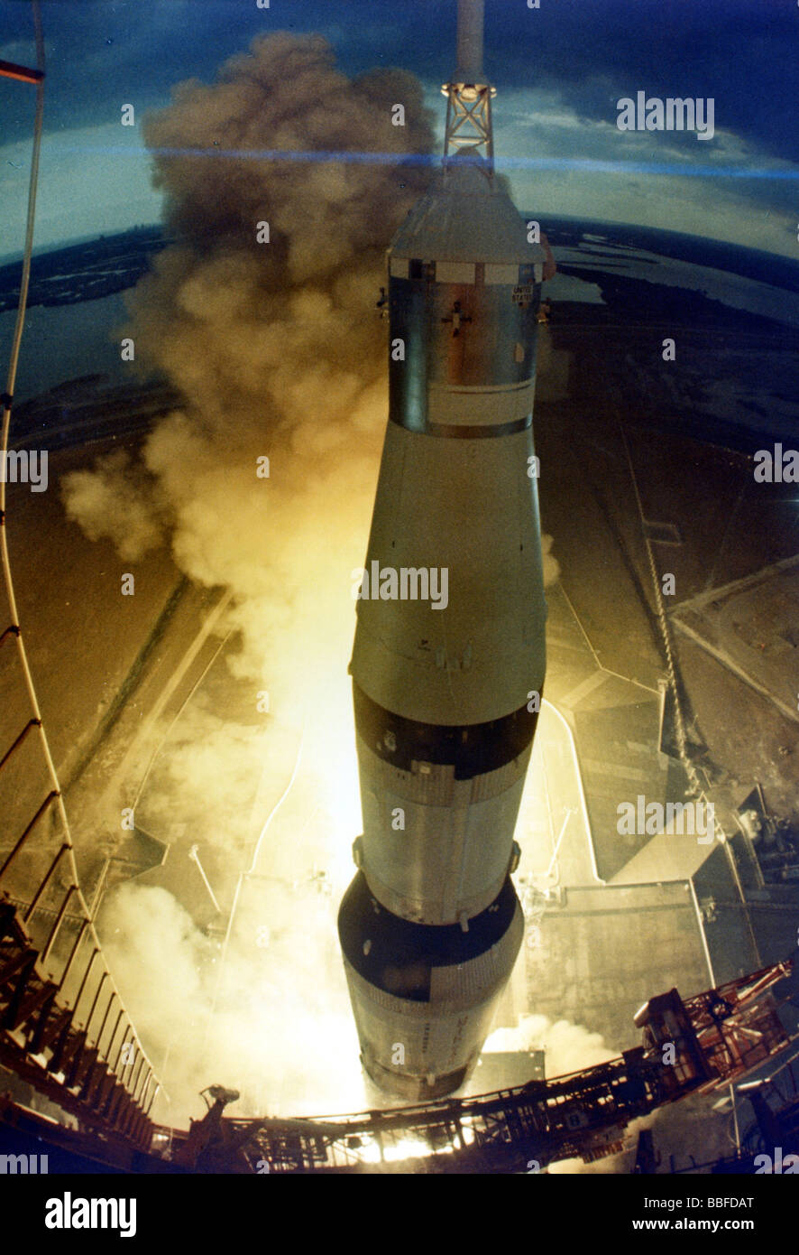 NASA Saturn V-Rakete ab Start Stockfoto