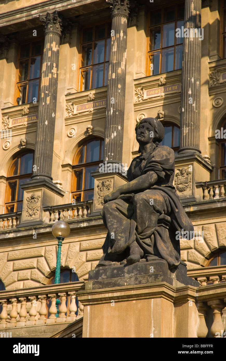 Narodni Muzeum das Nationalmuseum in Prag Tschechien Mitteleuropa Stockfoto