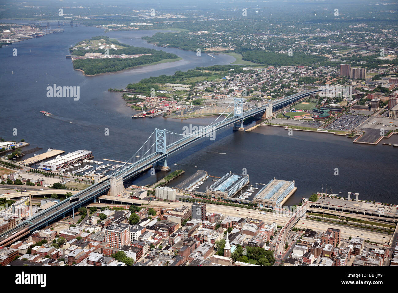 Luftaufnahme von Benjamin Franklin Brücke, Philadelphia, Pennsylvania und Camden, New Jersey, Vereinigte Staaten von Amerika USA Usa Vereinigte St Stockfoto