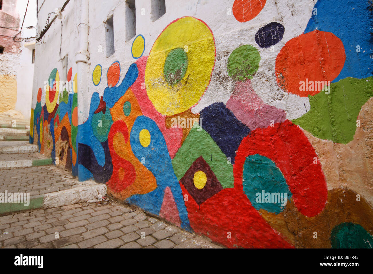 Afrika, Nordafrika, Marokko, Moulay Idriss, bemalten Wand Stockfoto