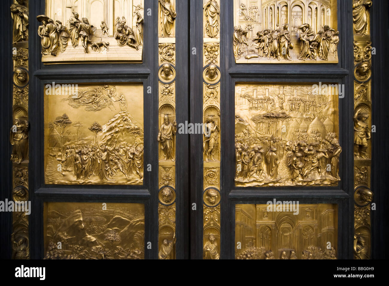 Bronze-Türen in der Santa Maria del Fiore Stockfoto