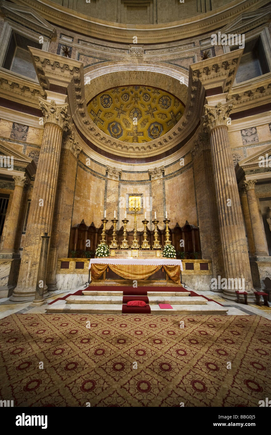 Altar im Inneren der pantheon Stockfoto