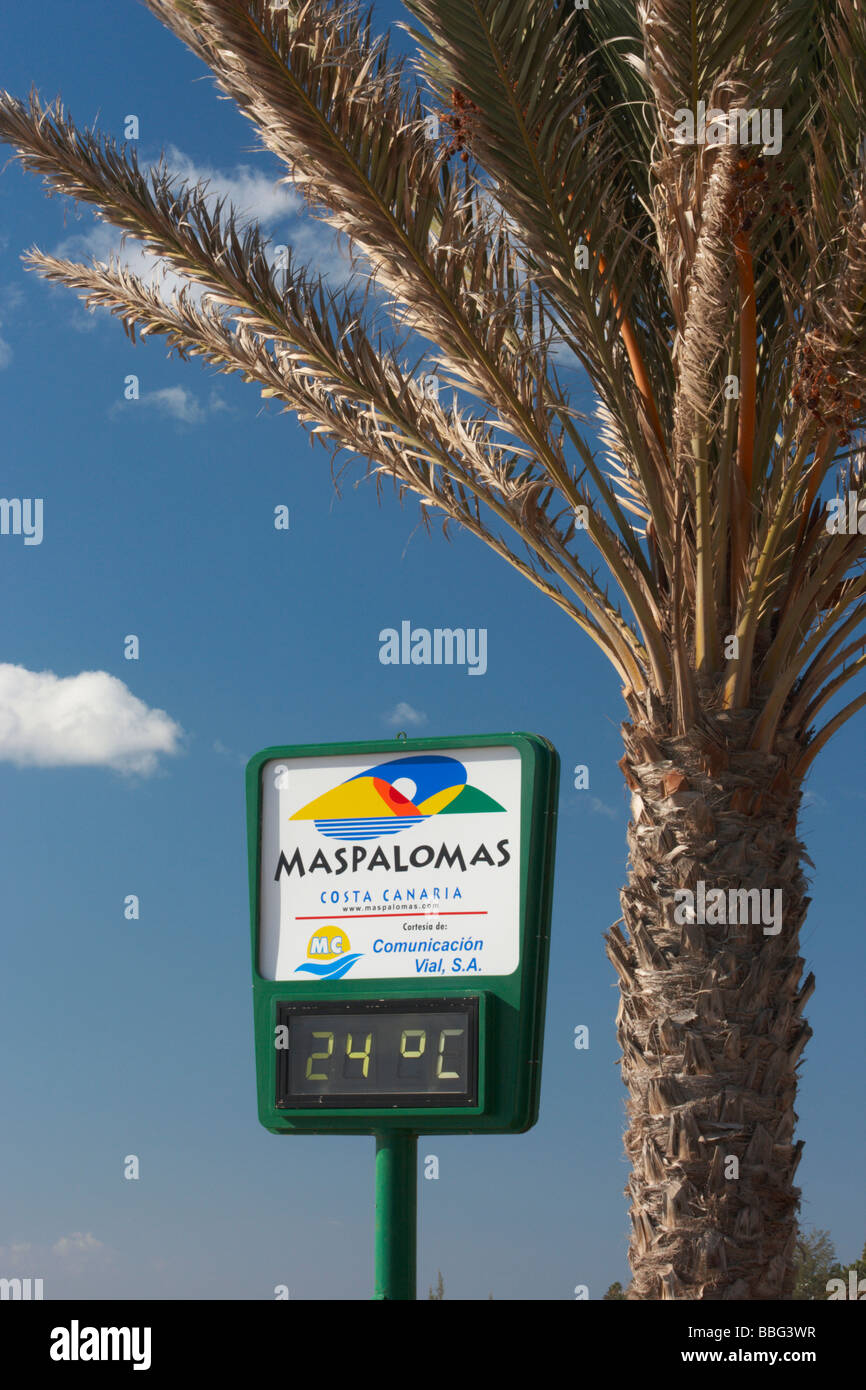 Digital-Thermometer-Anzeige in der Nähe von Strand von Maspalomas Stockfoto
