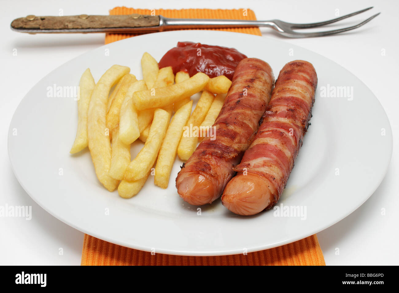 Pommes mit ketchup -Fotos und -Bildmaterial in hoher Auflösung – Alamy