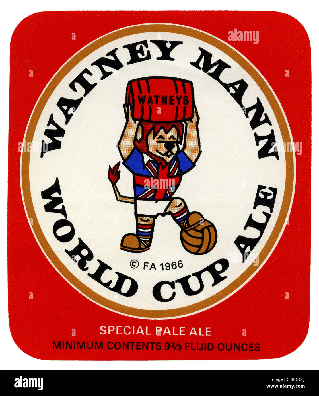 Alte britische Bieraufkleber für Watney Mann World Cup Ale 1966, London Stockfoto