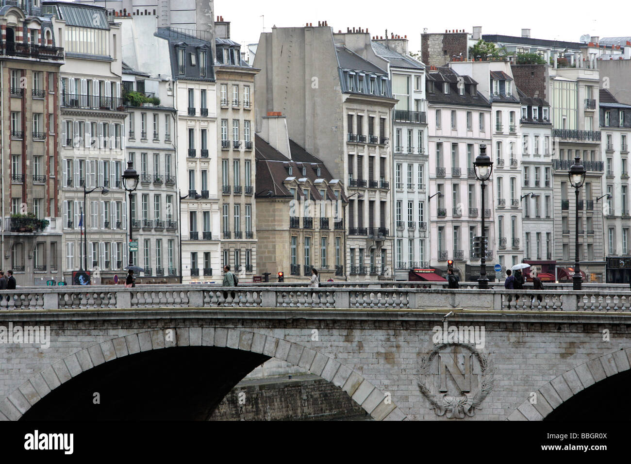 Pont Saint-Michel, linken Ufer, Paris, Frankreich Stockfoto