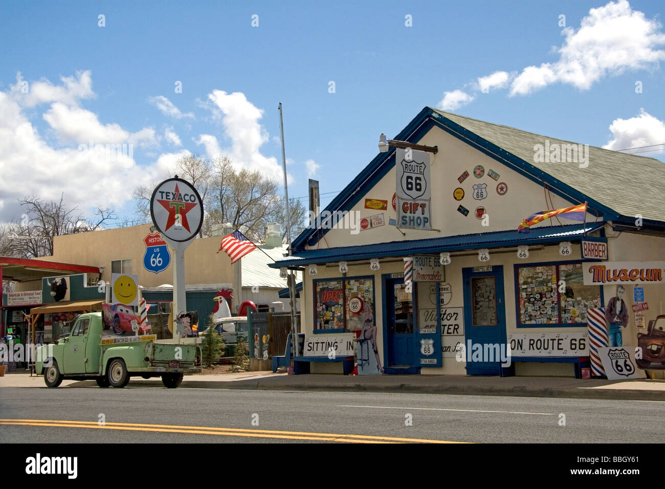 Geschenk-Shop über die historischen U S Route 66 durch die Stadt von Seligman Arizona USA Stockfoto