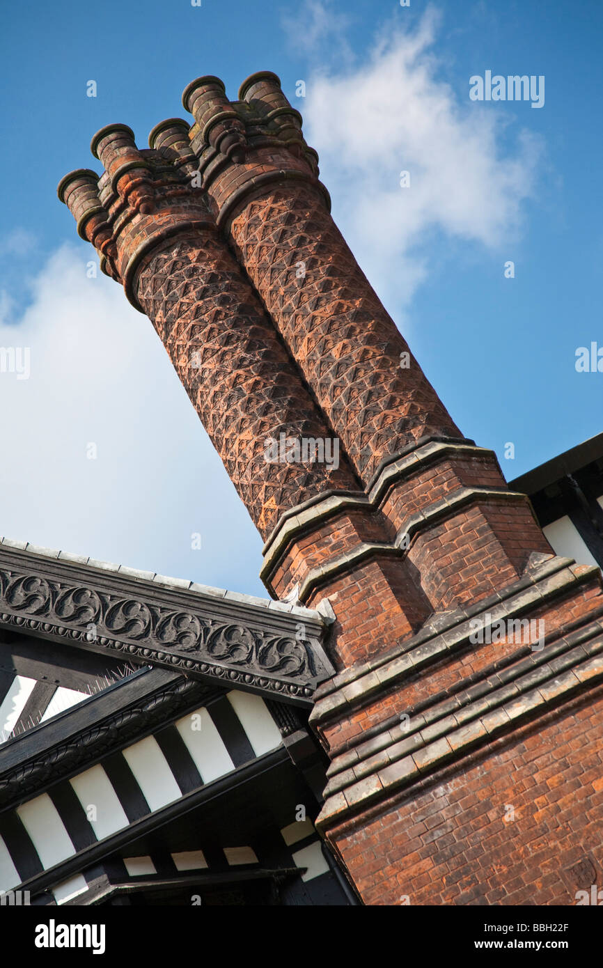 Kaminen auf Bramall Halle. Bramhall, Stockport, grösseres Manchester, Vereinigtes Königreich. Stockfoto