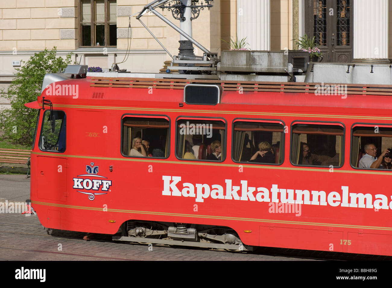 Rote Straßenbahn Helsinki Finnland Stockfoto