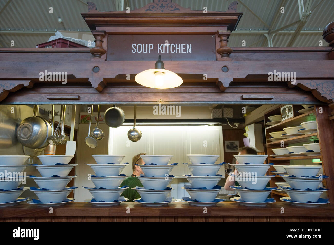 Restaurant in Kauppahalli Markthalle in Helsinki Finnland Stockfoto