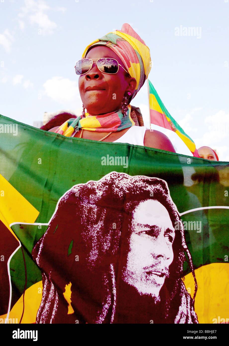 Rita Marley Frau des legendären Bob Marley besucht ein Morgengebet Service bei Durban s North Beach am 6. Februar 2007 Stockfoto