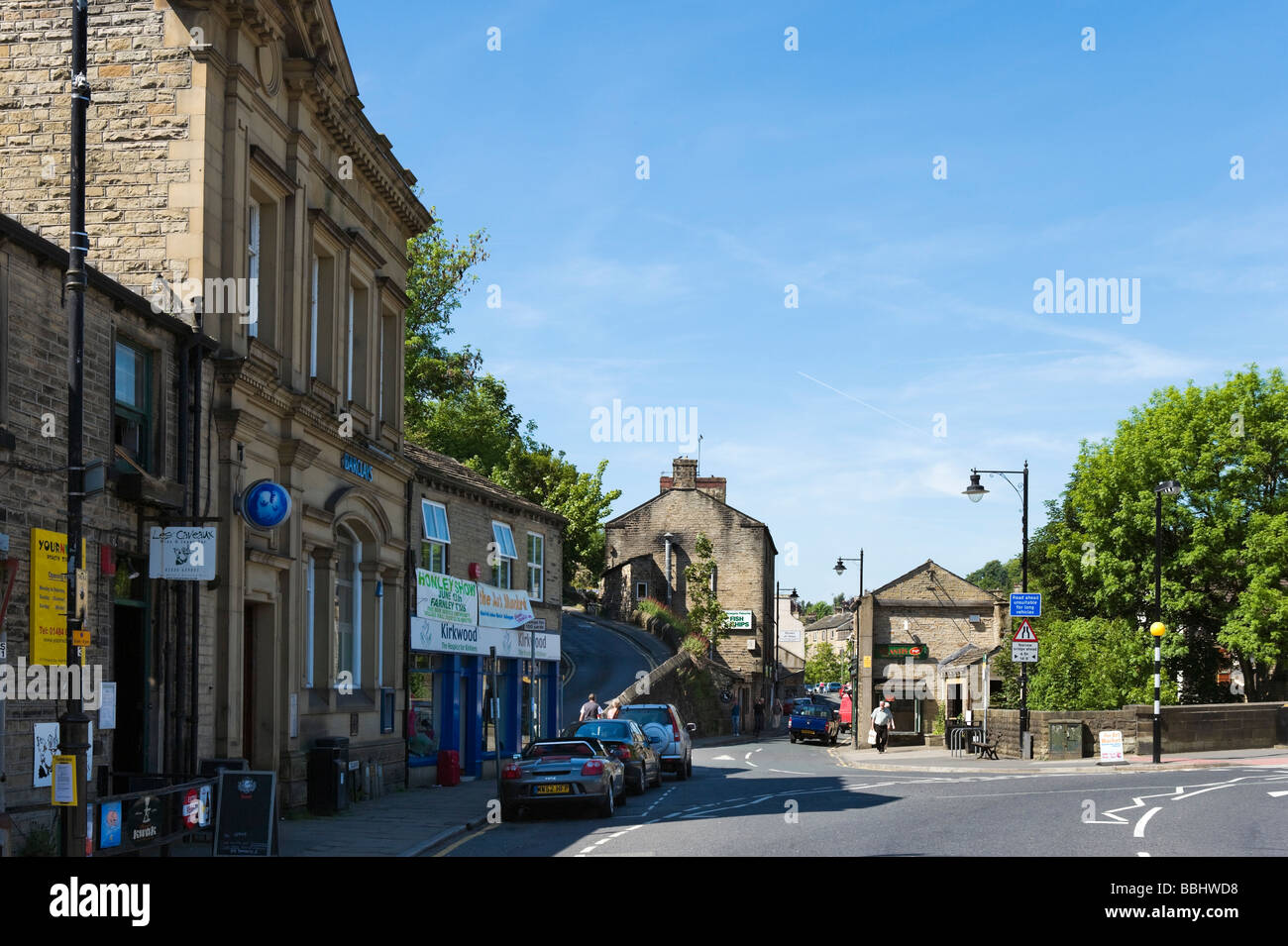 Geschäfte in der Innenstadt, Holmfirth, West Yorkshire, England Stockfoto