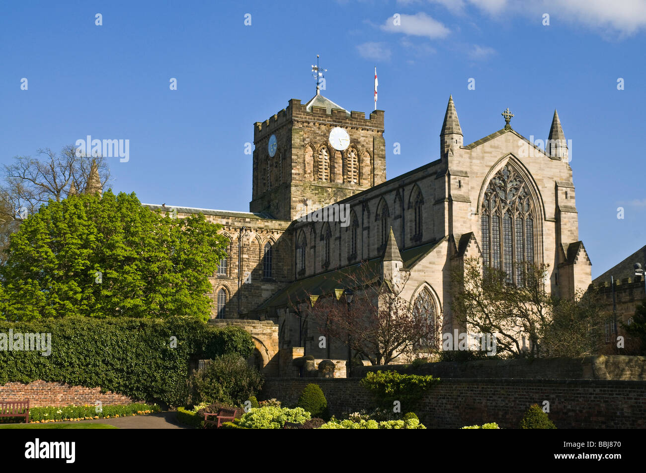 dh HEXHAM NORTHUMBRIA Hexham Abbey Kathedrale Kirche Uhrenturm gotisch englisch anglikanisch Stockfoto