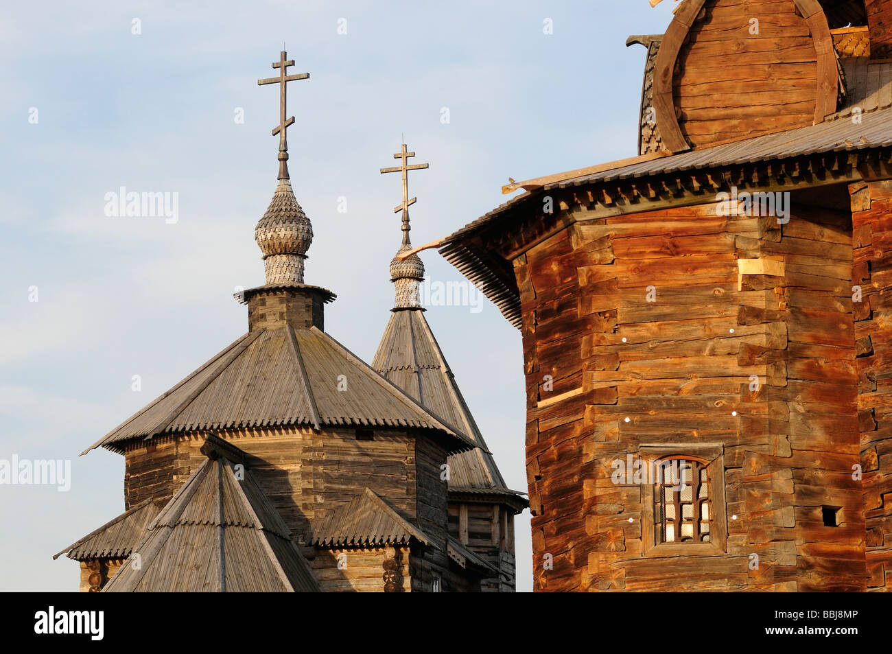 Susdal: Hölzerne Architektur Musem mit Kirchen, Isbas und Windmühlen des XVIII Jahrhunderts. Stockfoto