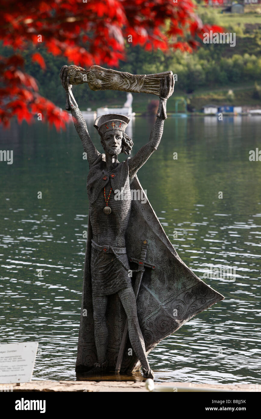 Statue von St. Domitian, gegründet 1994 von Prof. Giorgio Igne, Millstaetter See, Millstätter See, Millstatt, Kärnten, Österreich, Stockfoto