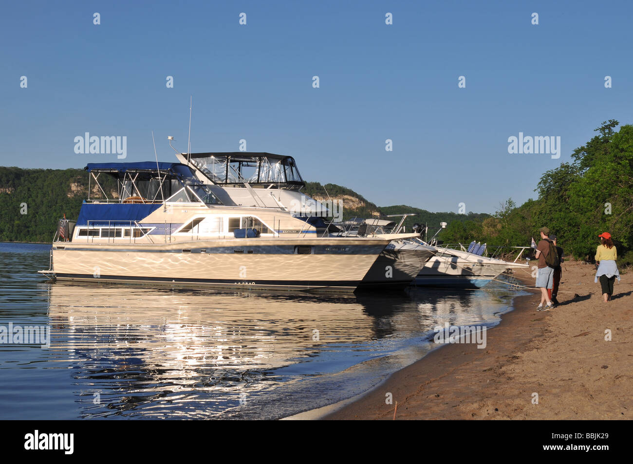 Verankerte Boote. Stockfoto