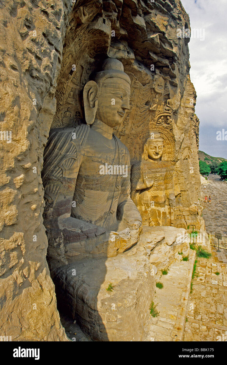 17 meter hohe Buddha in Yungang buddhistischen Grotten Höhle 5 Stockfoto
