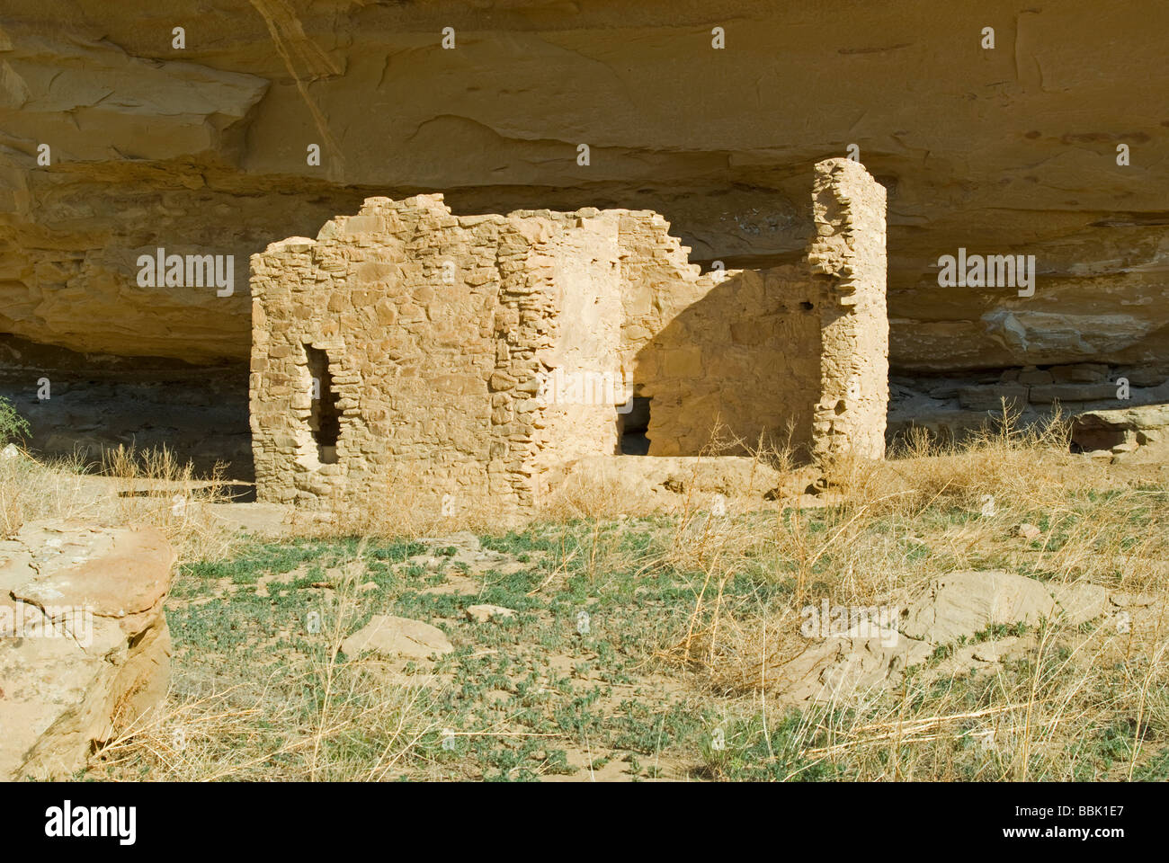 USA New Mexico Chaco Kultur nationaler historischer Park Alkoven nach Hause 1150 1200 AD Häuser für bäuerliche Familien Stockfoto