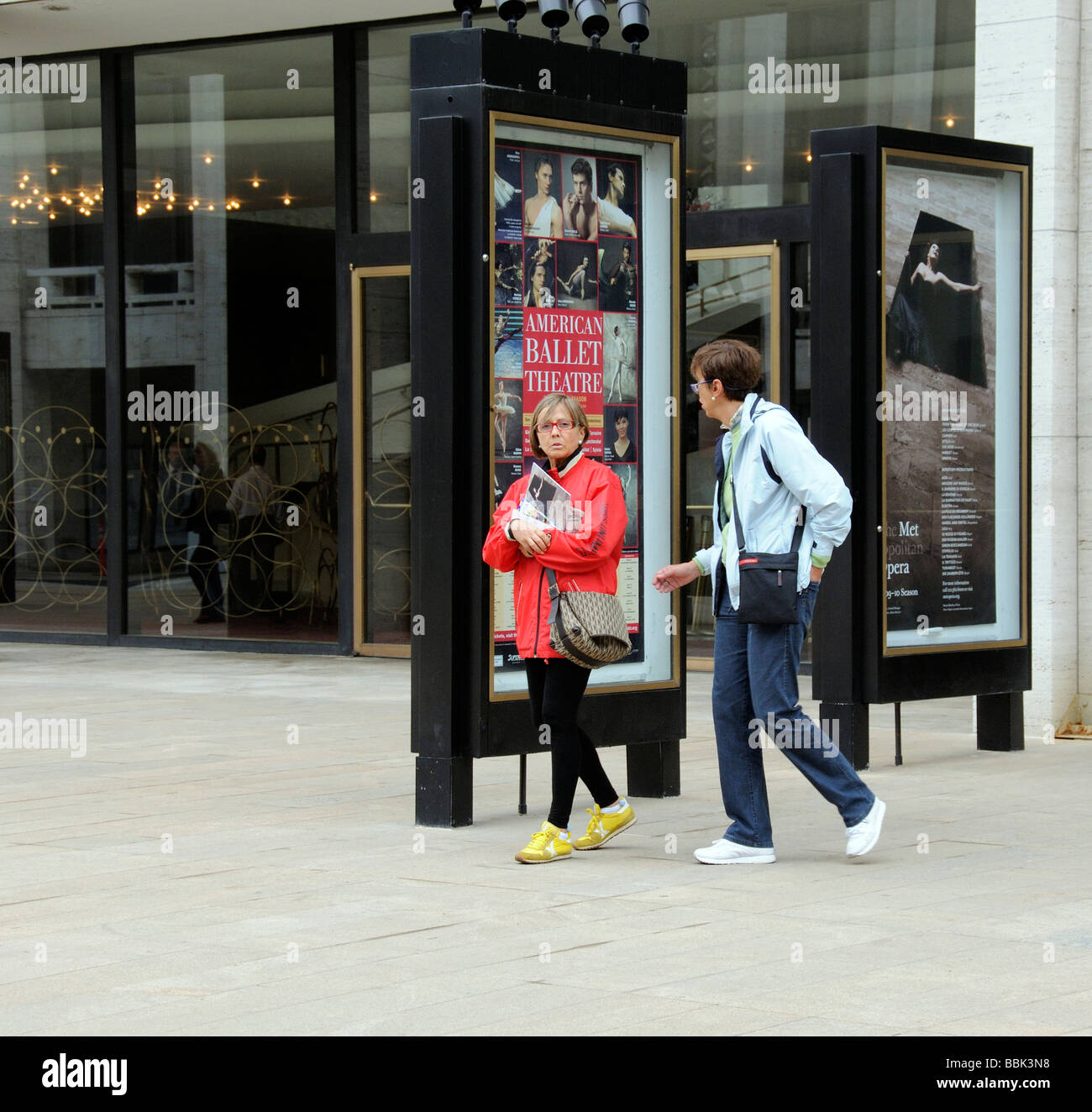 Lincoln Center for the Performing Arts Manhattan New York USA Josie Robertson Plaza Metropolitan Opera House Stockfoto