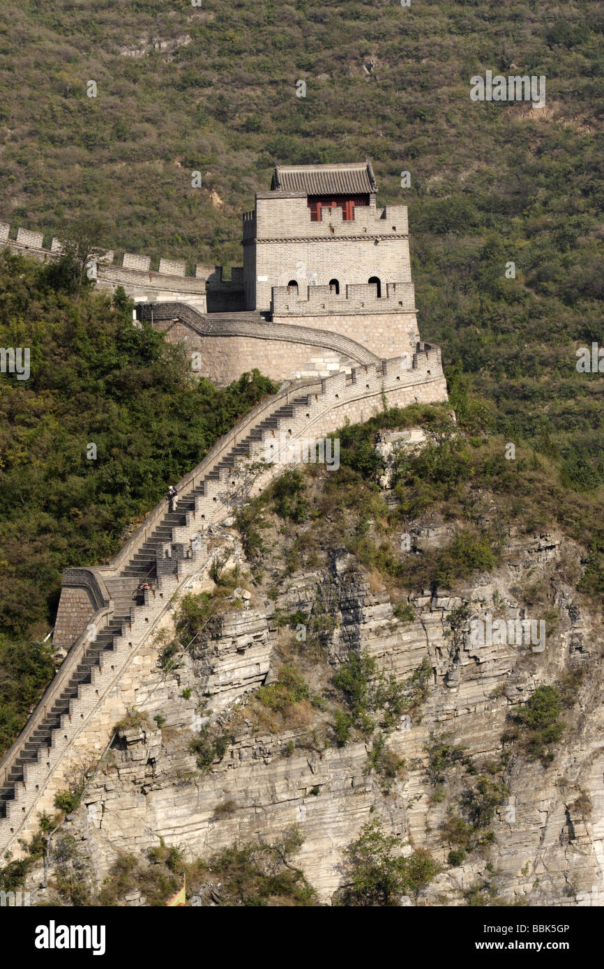 Ein Turm auf der chinesischen Mauer bei Juyongguon, in der Nähe der chinesischen Hauptstadt Peking. Stockfoto