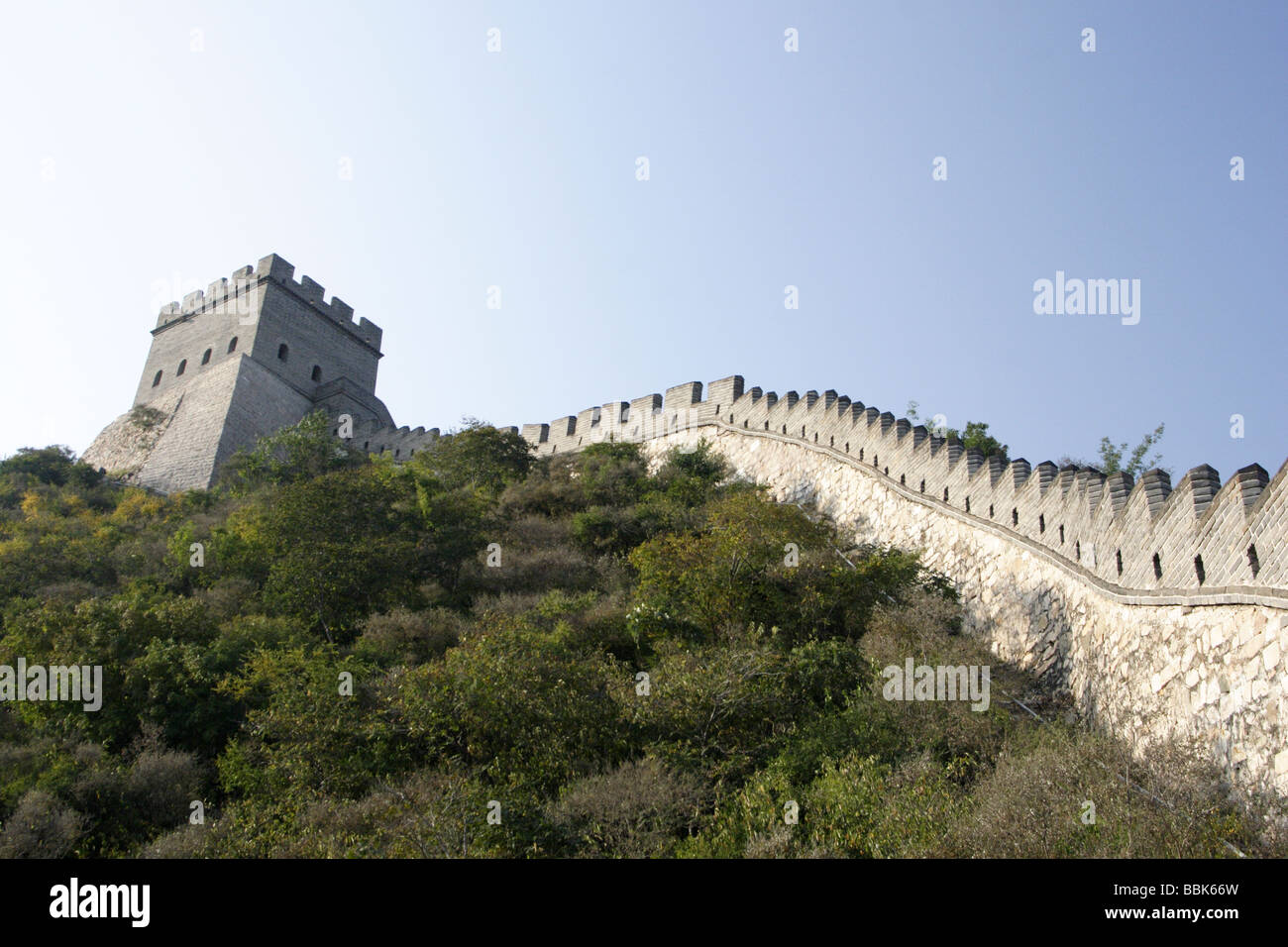 Die chinesische Mauer bei Juyongguon, in der Nähe der chinesischen Hauptstadt Peking. Stockfoto