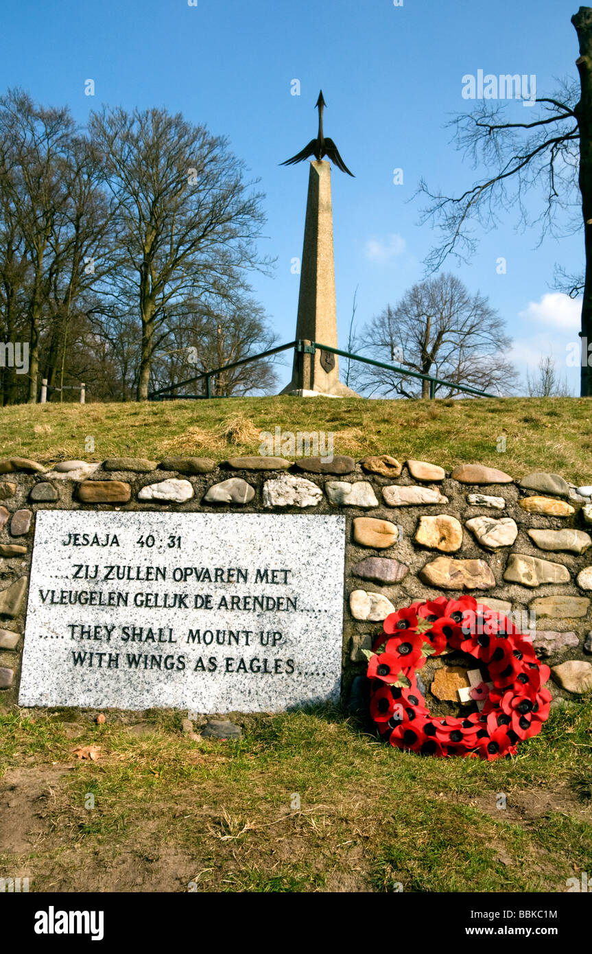 Das Airborne Denkmal in der Nähe von Arnheim in den Niederlanden Kennzeichnung der Website von der Fallschirmabsprung für Operation Market Garden im Jahr 1944 Stockfoto