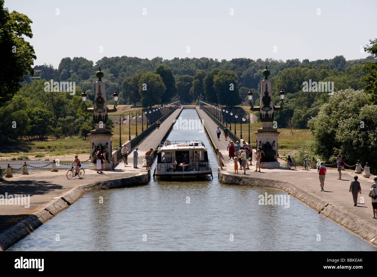 Briare-Frankreich: Pont Canal Eisen Aquädukt über der Loire. Stockfoto