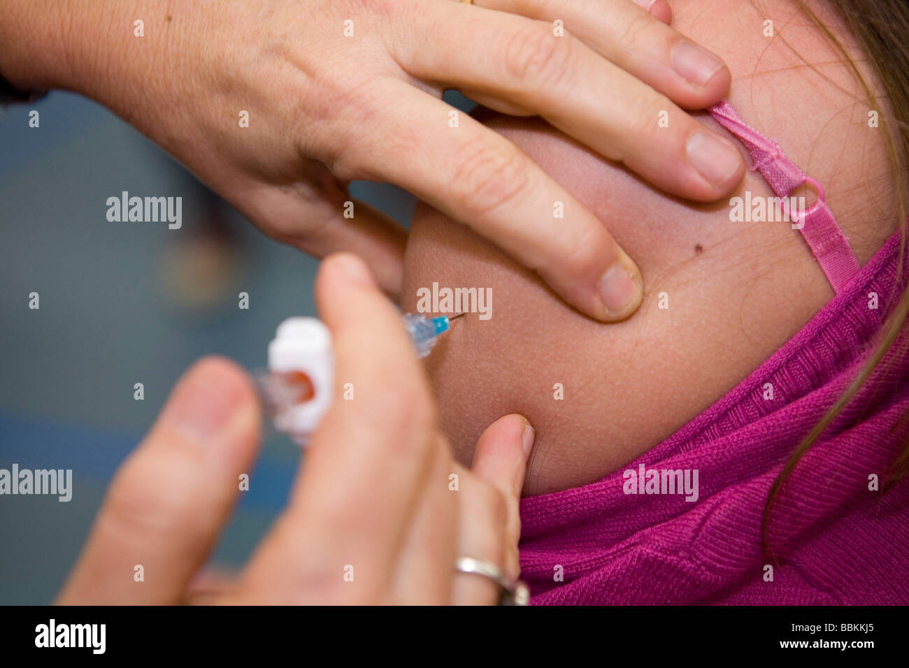 landesweite Impfkampagne gegen Gebärmutterhalskrebs die Vaccins hat nicht nachgewiesen, affektive werden viele Mütter sind ungern Stockfoto