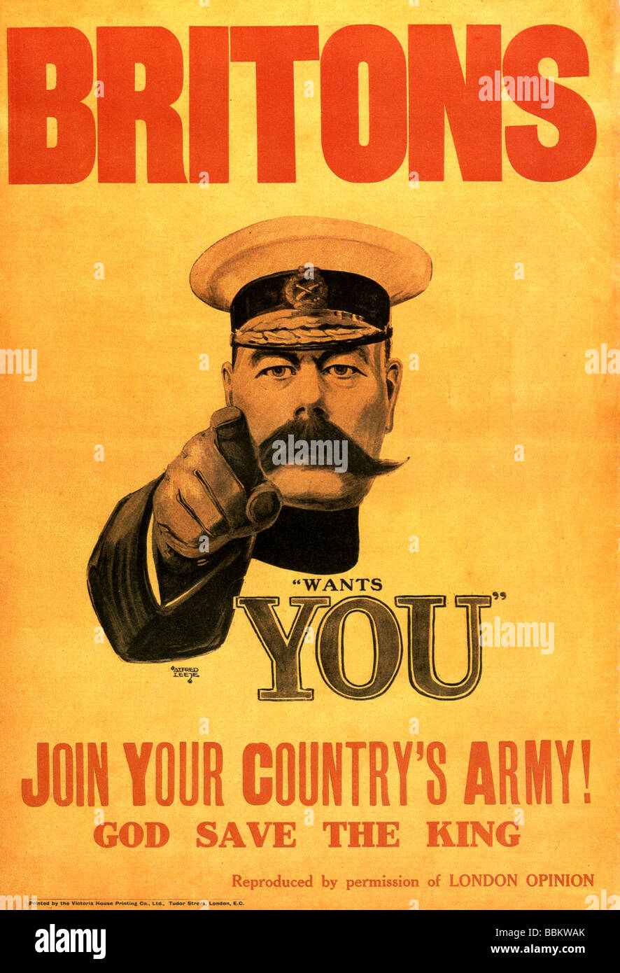 LORD KITCHENER UK Armee recruiting Poster aus dem ersten Weltkrieg gibt es in verschiedenen Ausführungen Stockfoto
