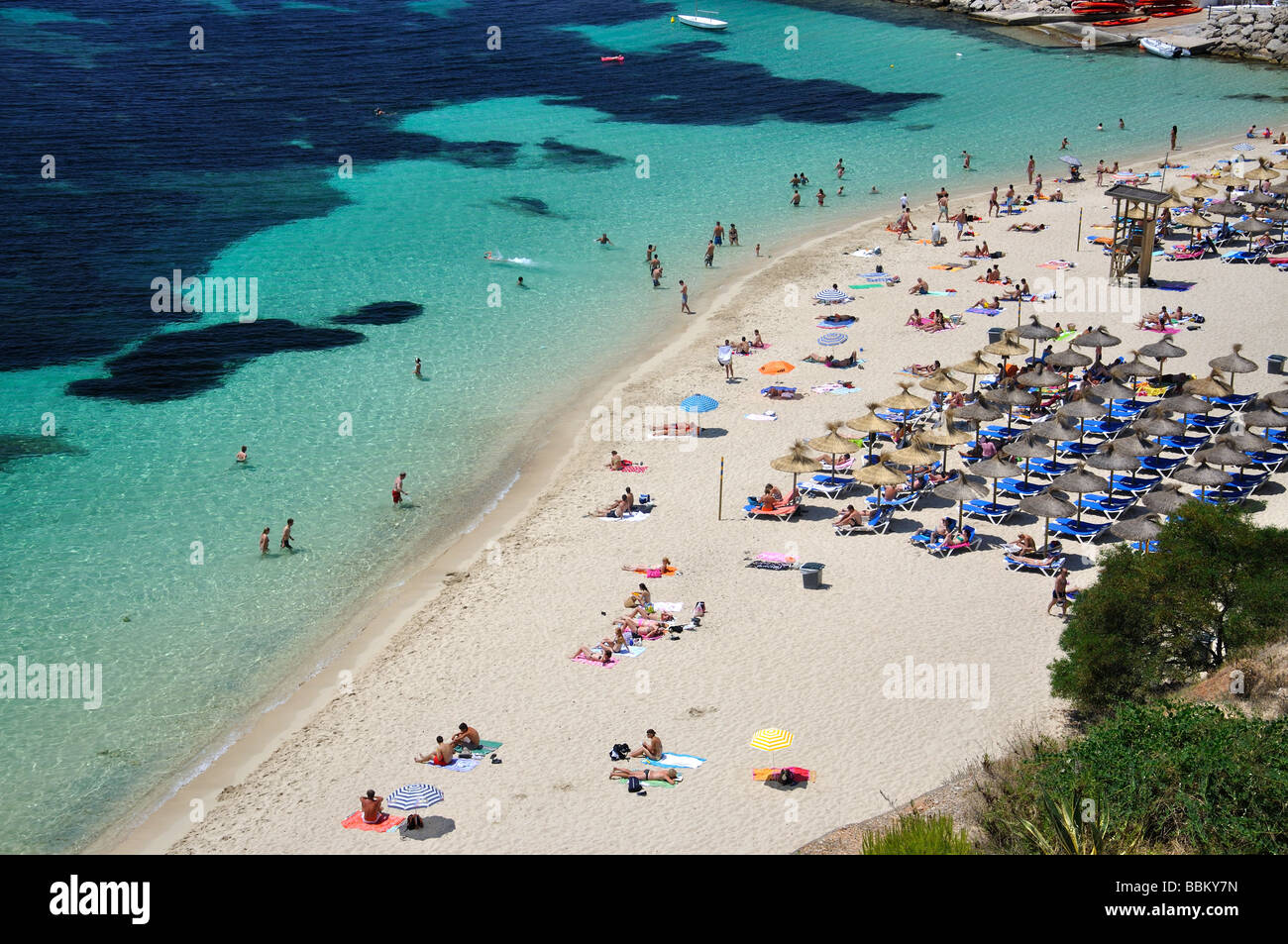 Blick auf den Strand, Portals Nous/Bendinat, Gemeinde Palma, Mallorca (Mallorca), Balearen, Spanien Stockfoto