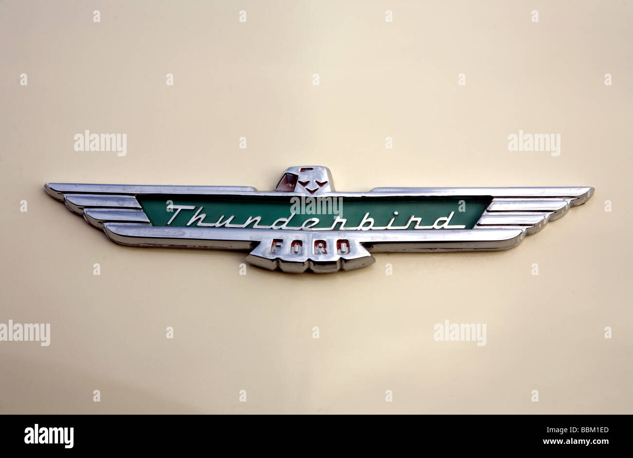 Ford Thunderbird Klassisches Logo Stockfotografie Alamy