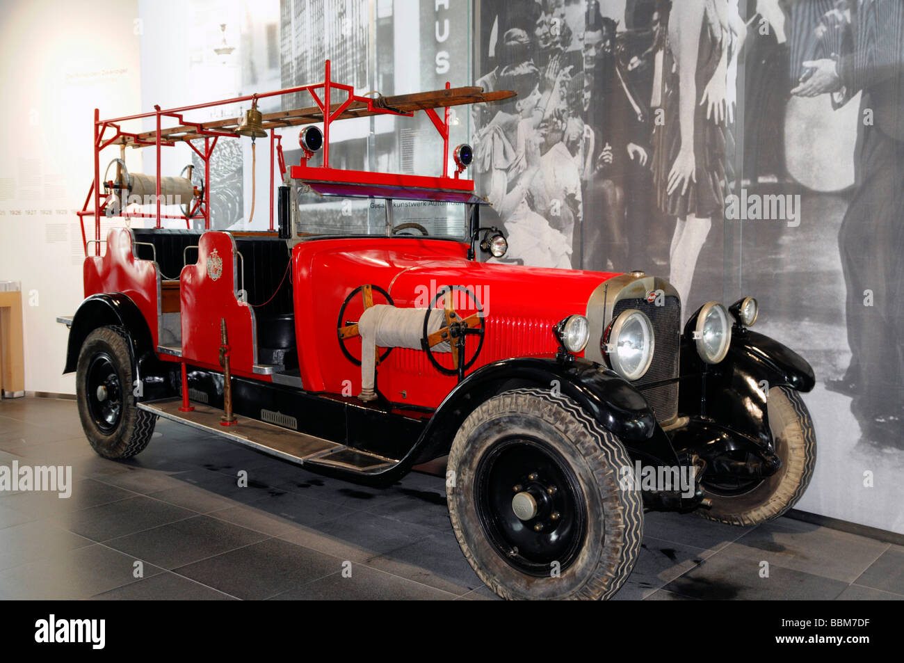 Audi-Feuerwehrauto, mobile Museum, Audi Welt, Audi, Ingolstadt, Bayern, Deutschland, Europa Stockfoto