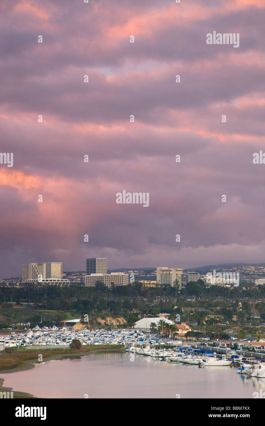 Mit Blick auf die Back Bay und Fashion Island Newport Beach Orange County in Kalifornien Stockfoto