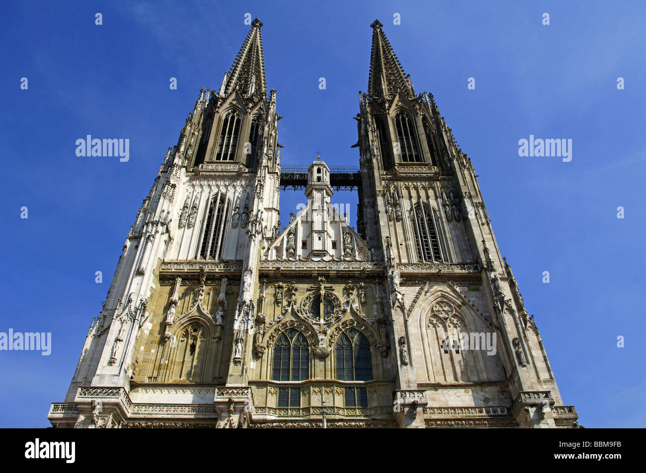Wiederhergestellten Türme der St.-Petri-Dom, Regensburg, Niederbayern, Deutschland, Europa Stockfoto